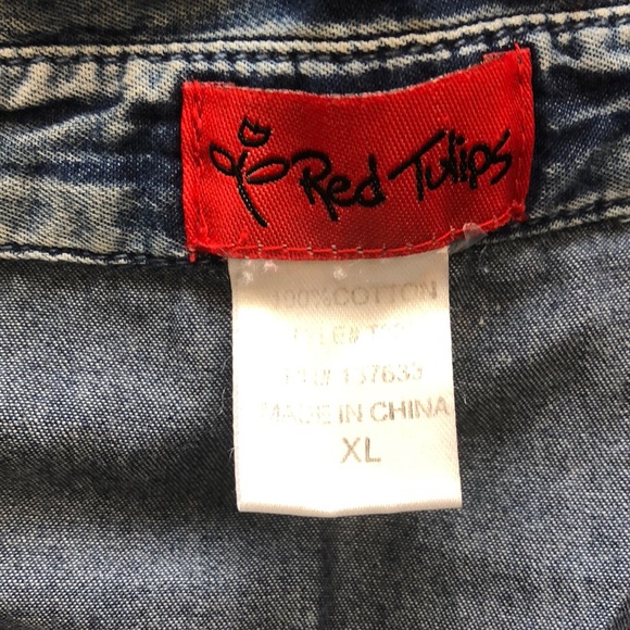 ⚡️Red Tulips crop chambray denim top size XL - Picture 6 of 8
